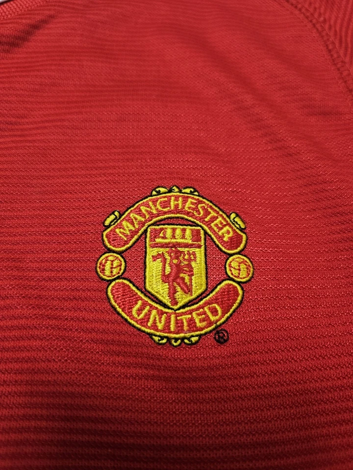 CAMISETA DE FUTBOL LOCAL MANCHESTER UNITED 2000 2002 NIÑOS 9-10Y 134 cm UMBRO Foto 4 de 4