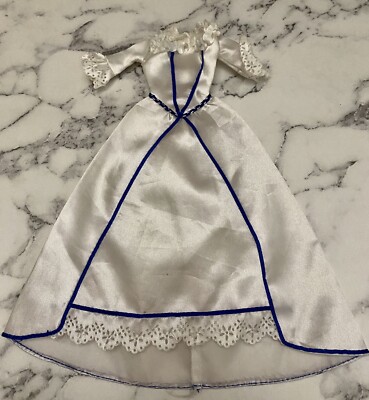 Mattel Barbie 2004 The Princess And The Pauper Wedding Dress Erika