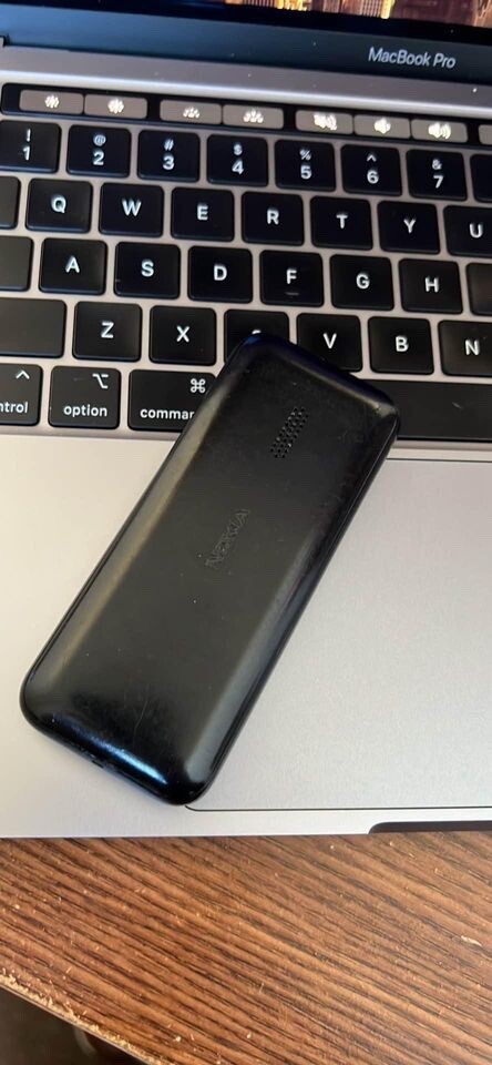 Nokia 105 (2017) - Black (Unlocked) (Single SIM)