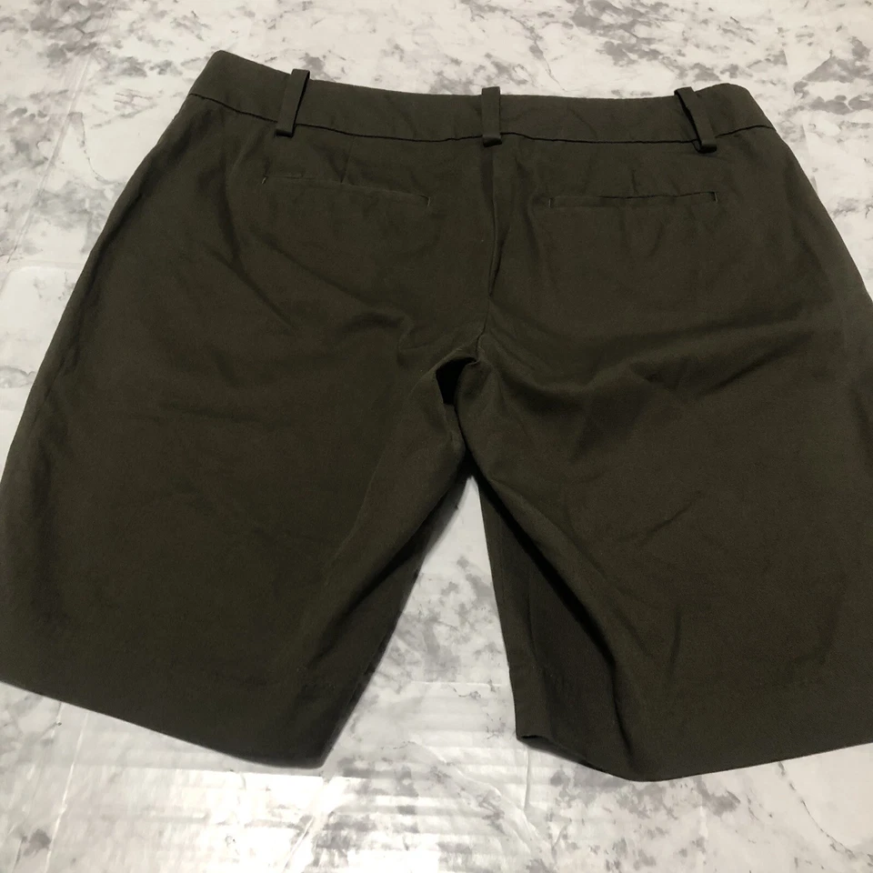 Bermudas chinas verdes Ann Taylor Factory para mujer talla 8 bolsillos delanteros planos Foto 3 de 4
