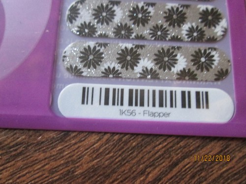 Jamberry Flapper 1K56 Heat Activated Nail Wrap Full Sheet - Picture 4 of 9