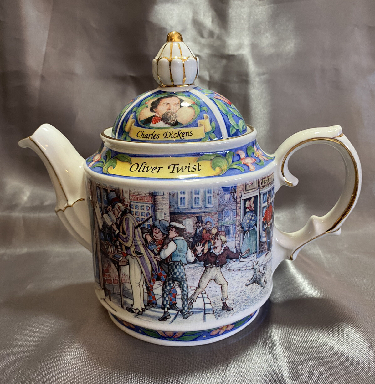 Vintage James Sadler Tea Pot CHARLES DICKENS OLIVER TWIST Made in
