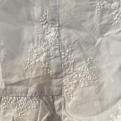 Janie and Jack Blue Skies Light Blue Floral Embroidered Shorts Girls Size 8 - Picture 5 of 9