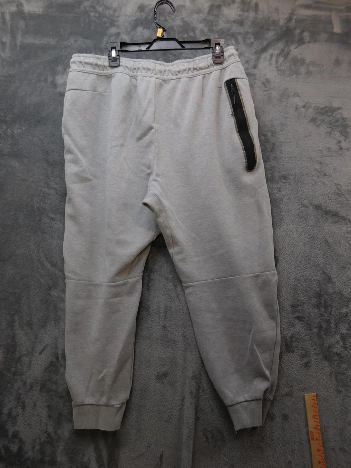 Pantalones de chándal Nike para hombre 2XL gris tecnología polar con puños cónicos Foto 4 de 4