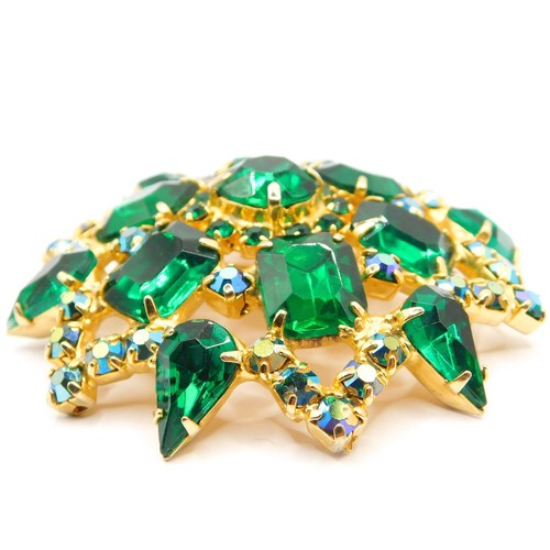 STUNNING EMERALD GREEN RHINESTONE STAR BURST BROOCH - Picture 3 of 5