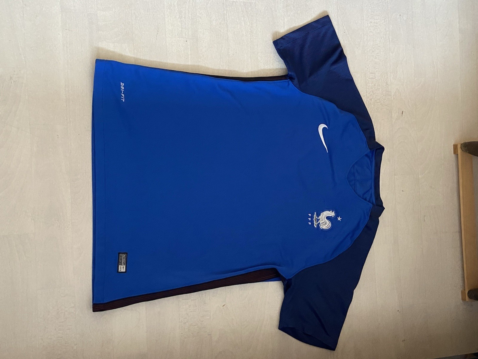Maillot Équipe de France 2016 respirant pour vos matchs de football entre amis