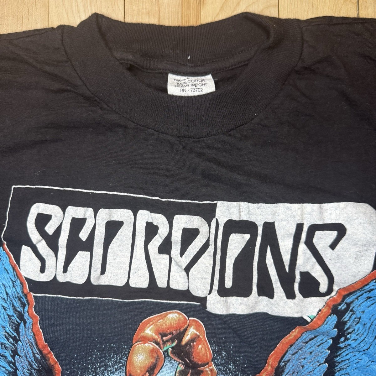 Vintage 90s Scorpions Concert Tour T-Shirt Sz L Crazy World Metal