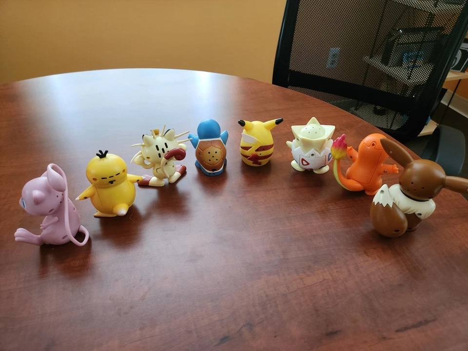 Vintage Raro Pokemon LOTE de 8 1998 TOMY Move & Talk Figuras Eevee, Mew, etc - Imagem 2 de 3