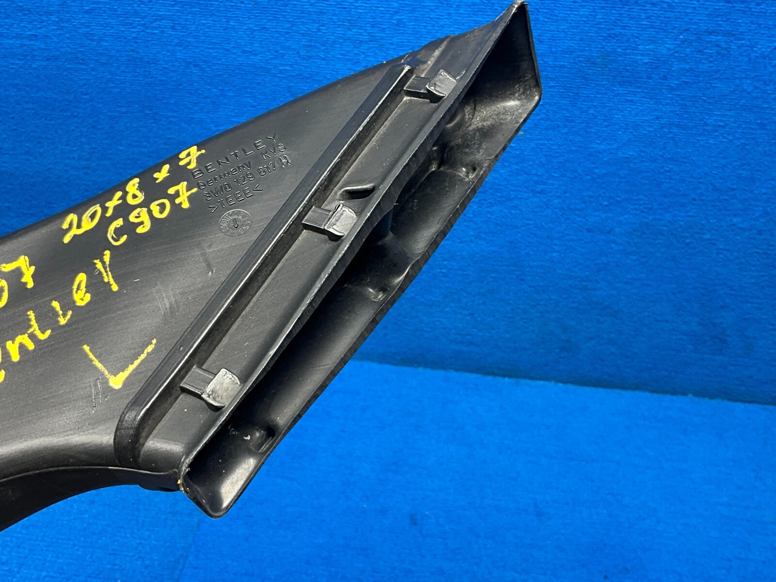 2005 - 2010 BENTLEY CONTINENTAL GTC LEFT SIDE AIR INTAKE HOSE PIPE OEM