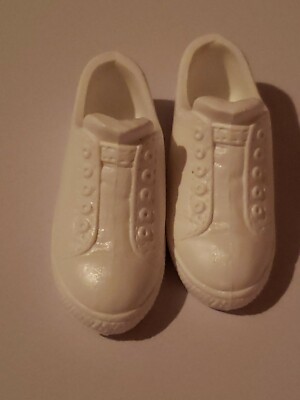 NEW PAIR OF WHITE TENNIS SHOE SNEAKERS WITHOUT LACES OR NAME FOR KEN DOLL