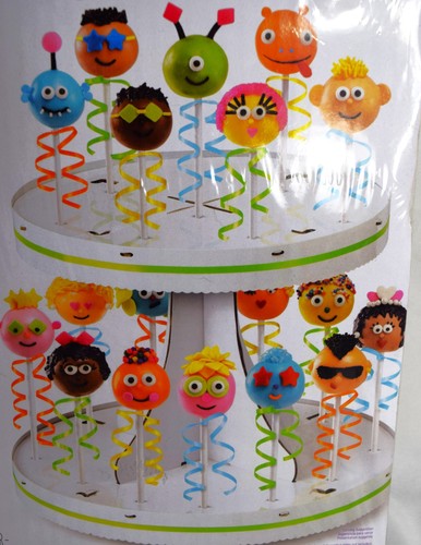 Wilton 2-Tier Cake Pop Stand (Holds 28), White (Pops Display Stand)  New - 第 2/5 張圖片