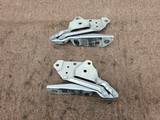 CHEVROLET CAMARO LS 16-24 OEM 2X HOOD BONNET MOUNT LIFT SUPPORT BRACKET HINGE