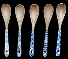 Set of 5 Blue White Japanese Ceramic Spoons Geometric Pattern 5” Porcelain