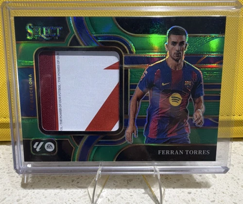 Panini Select La Liga 2025-26 Ferran Torres Jumbo Swatches JS-FT Green Prizm 5/5