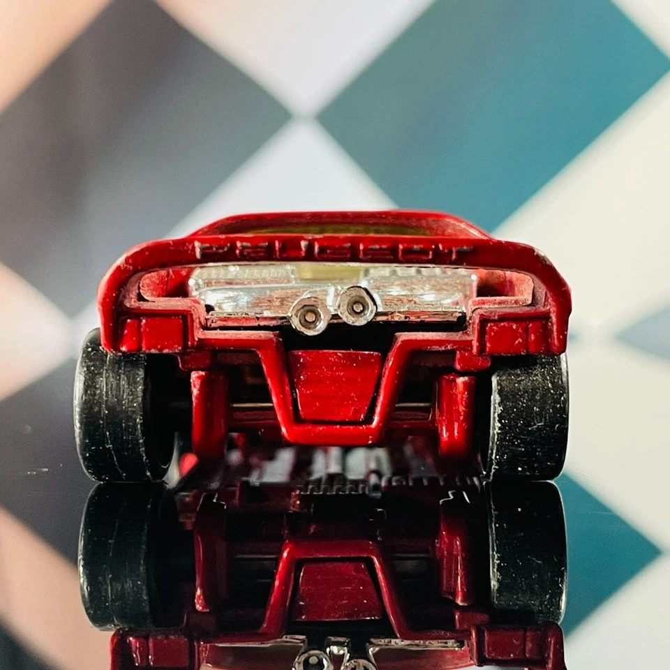 Peugeot Quasar 1986 Matchbox MB49 rojo diecast 1/57 Macao como nuevo Foto 3 de 4