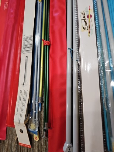 Vintage Knitting Needles 75 Pairs Wood Metal Plastic Bates Boye Aero Good Cond. - Picture 18 of 21