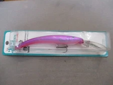Reef Runner 800 Series Deep Divers Crankbait "Purple Demon"  In original package