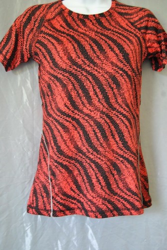 Women/Youth shirt size XS Orange and Black in Color - Picture 10 of 12