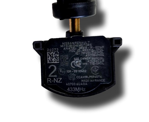 Genuine New Nissan Leaf TPMS Valve 407006UA0A - Picture 2 of 2