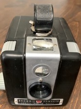 vtg Kodak BROWNIE HAWKEYE Box Camera Flash Model Bakelite 1950s