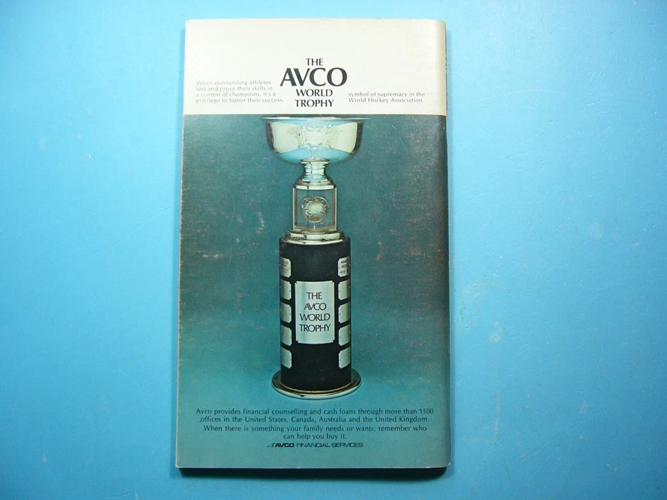 1974/75 WHA HOCKEY MEDIA GUIDE / FACT BOOK / YEARBOOK GORDIE HOWE BOBBY HULL - Image 2 of 4