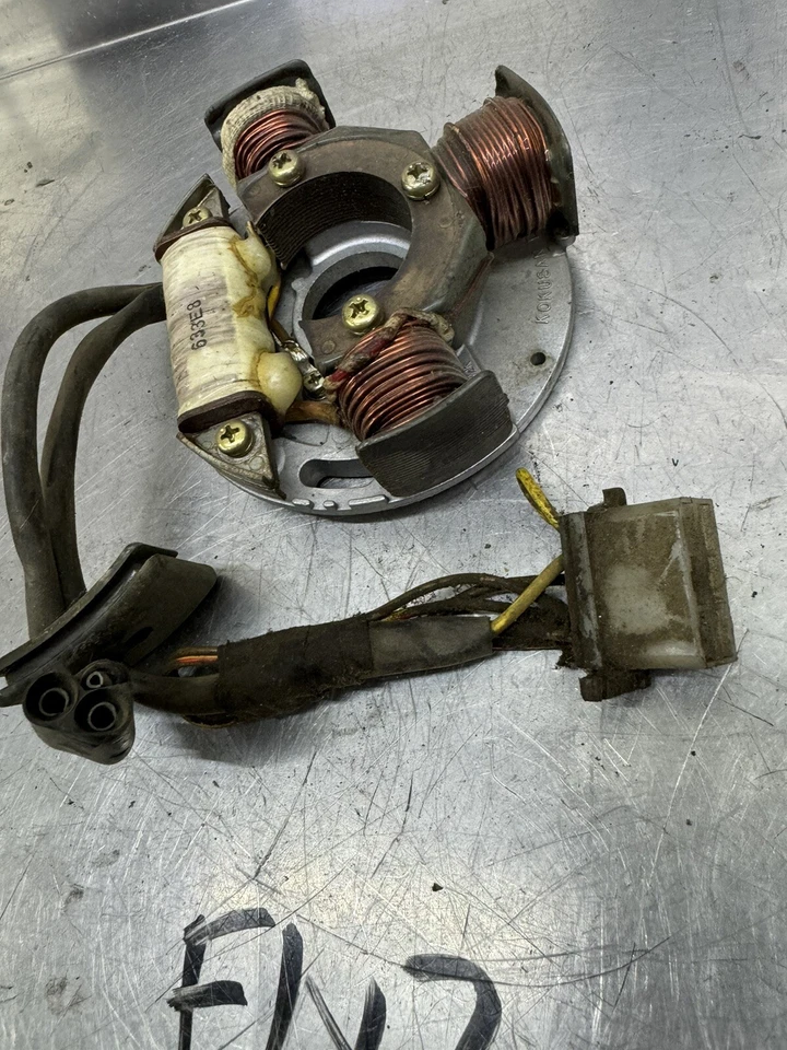 93 94 95 96 97 OEM Polaris Indy Lite 340 moto de nieve estator generador 3084258 Foto 3 de 4