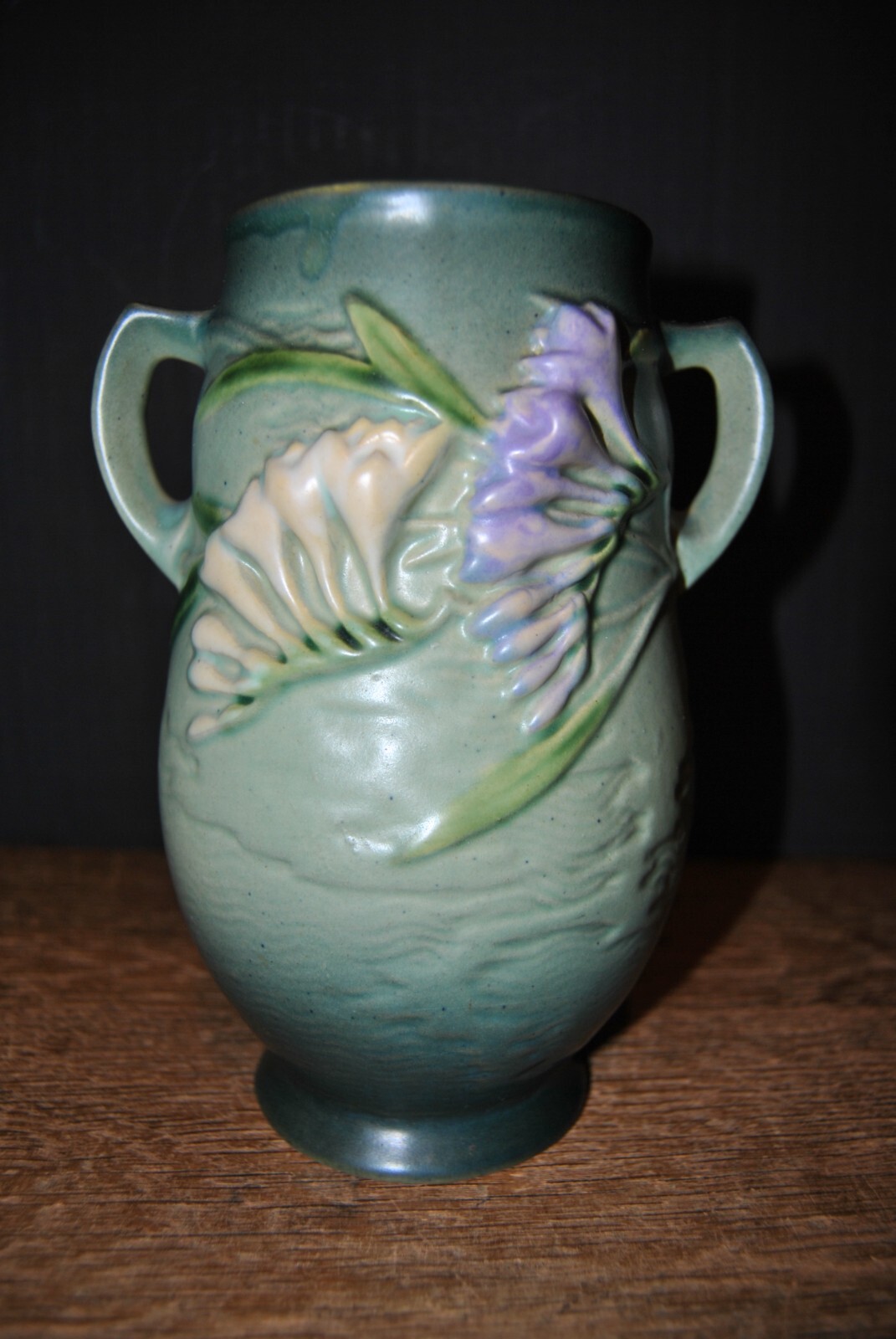 Roseville Green Freesia Vase 1207" eBay