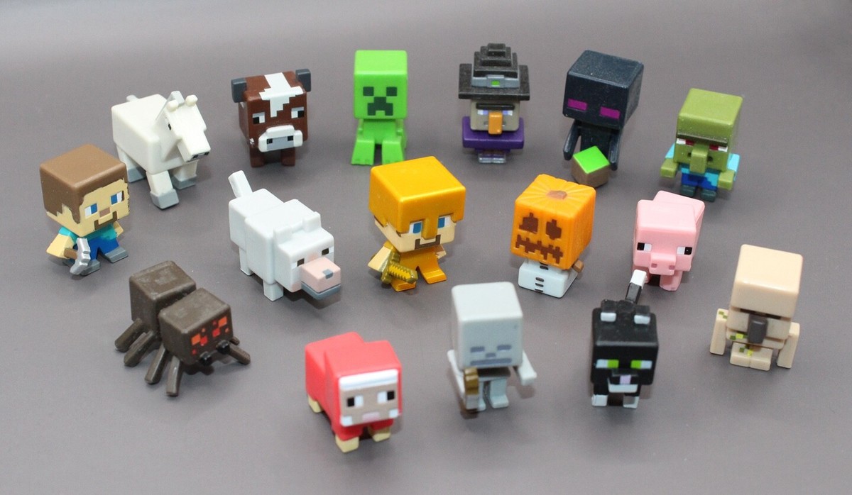 Complete Set of 16 - MATTEL MINECRAFT MINI-FIGURES - Series 1