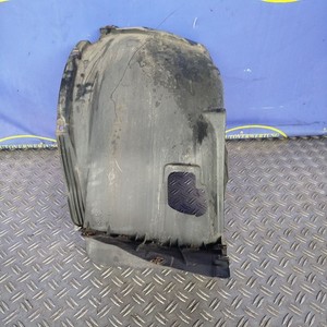 Kunststoffschutz Kotflügel innen vorn R BMW E81,E82,E8 116i 2009-2011