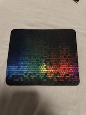Hexagonal Patterned Mouse Pad with Rainbow Gradient Design