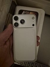 Apple iPhone XS A2097 - 256GB - Silber (Ohne Simlock) (Dual-SIM)