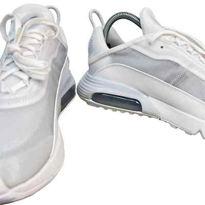 NWOT Nike Air Max 2090 Sneakers Mens 7.5 Triple White Lace  display picture 2