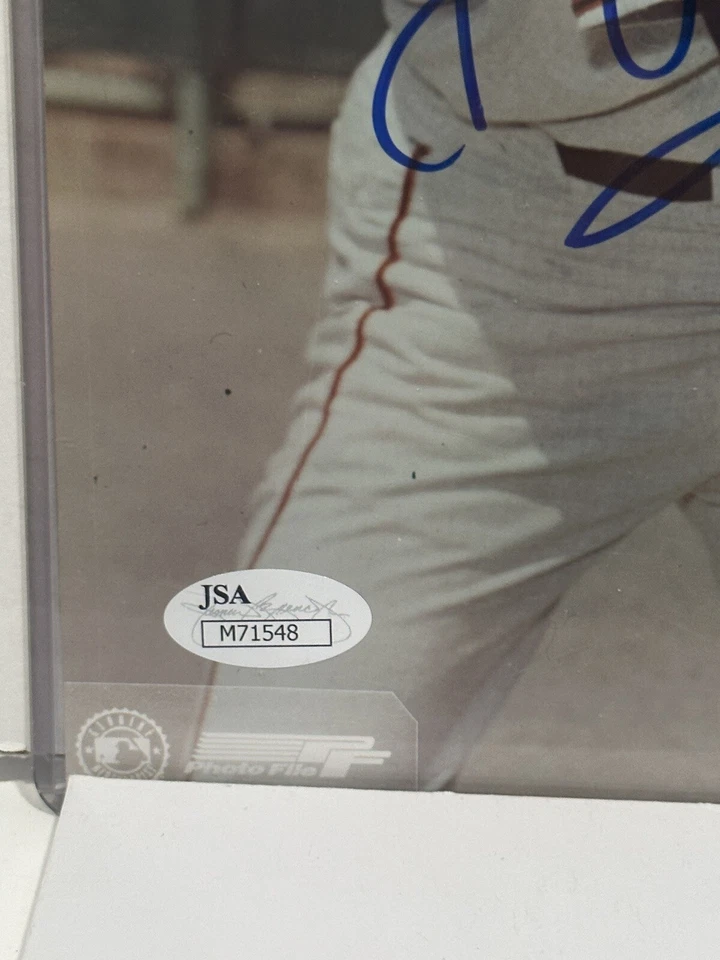 JSA Gaylord Perry Signed 8 x 10 Photo w/cert HOF SF Giants 300 Wins 2x Cy Young - Image 3 of 4