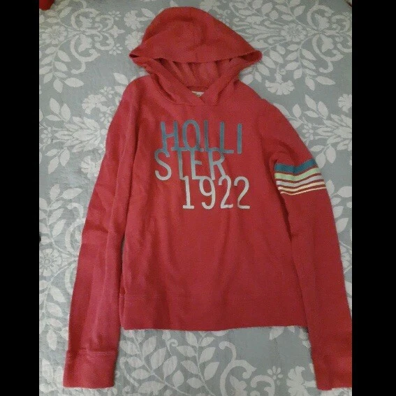 Hollister clearance shipping price