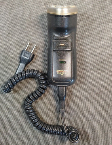 Remington Rotary Electric Razor DT 45 For Parts/Repair