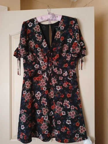 New Look Floral Dress Size 14.