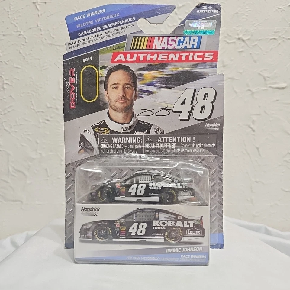 Литая модель гоночного автомобиля NASCAR Authentics Jimmie Johnson 2014 Champion Win масштаб 1:64 No48 - Изображение 2 из 4