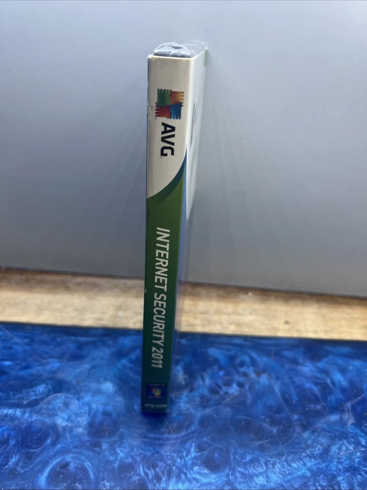 Vintage PC AVG INTERNET SECURITY 2011 New Sealed - Image 2 of 4