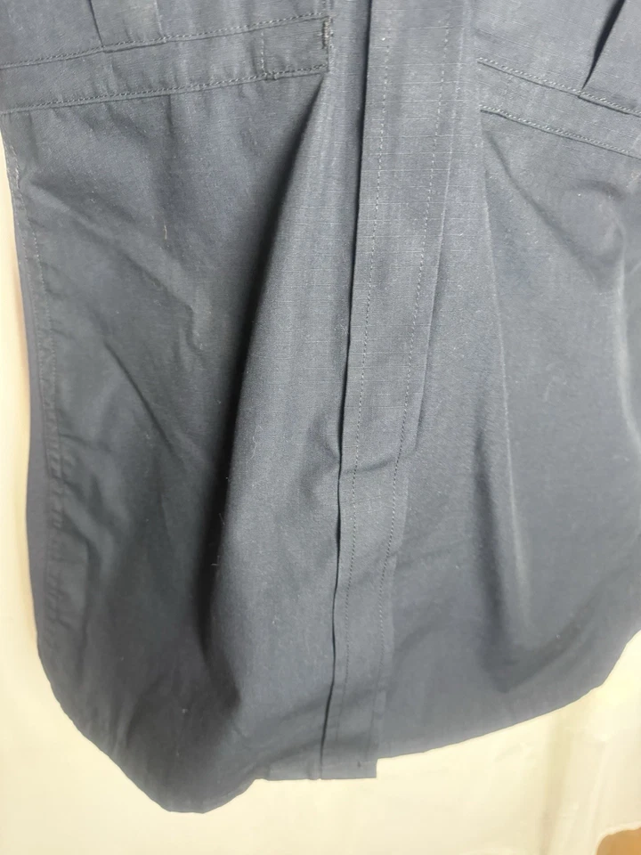 LARGE REG  BLAUER WOMENS TENX SHORT SLEEVE BDU ZIPPER SHIRT 8741W DARK NAVY - Image 3 of 4