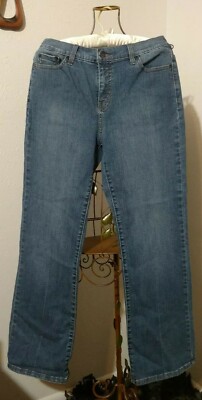 Women's Levi's Perfectly Slimming Boot Cute 512 Jeans ~ Size 12 Medium
