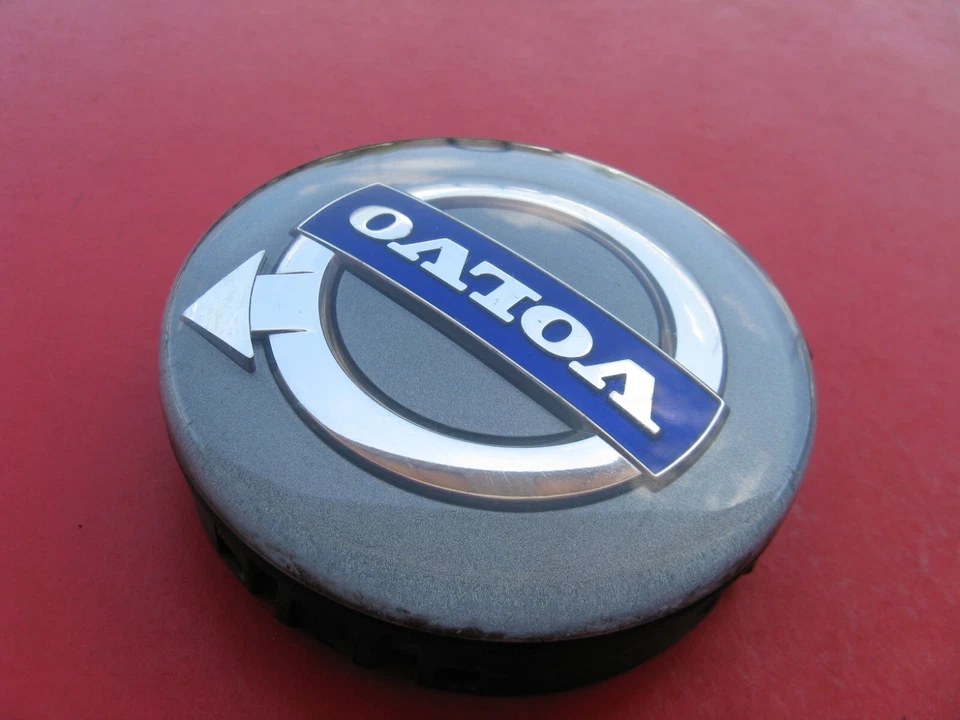 VOLVO C30 C70 S40 S60 S80 V40 4 WHEEL RIM HUB CAP HUBCAP CENTER COVER USED #86 - Image 3 of 4