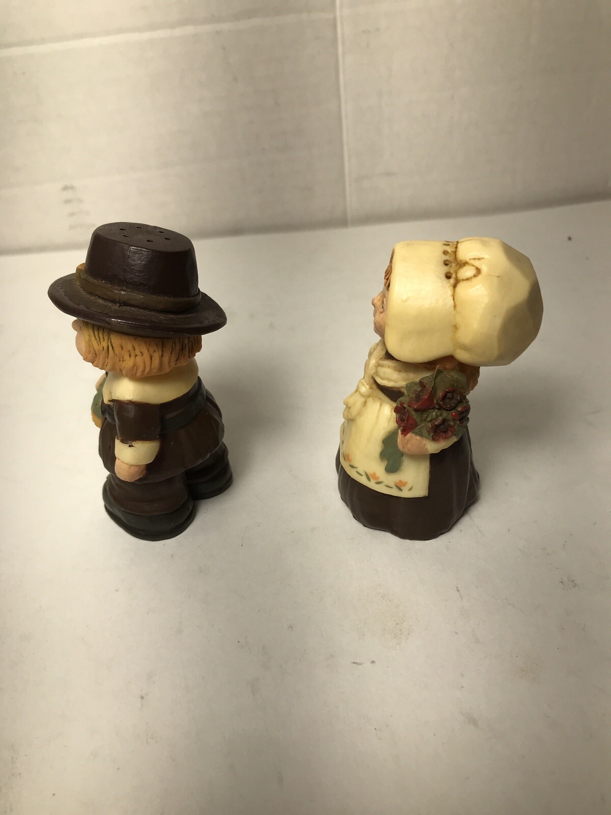 Vintage Hallmark Thanksgiving Pilgrims Salt and Pepper Shakers eBay