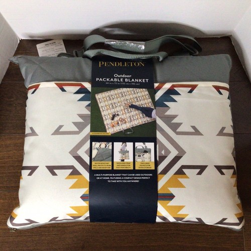 PENDLETON White Sands Aztec Outdoor Packable Blanket 60"x72" Reversible NEW - Picture 2 of 4