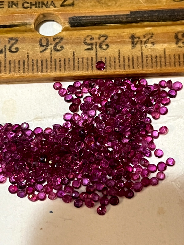 1ct Lot High Grade Genuine Rubies. 2mm Range. VERY NICE STONES *RETIRING*. - Picture 1 of 6
