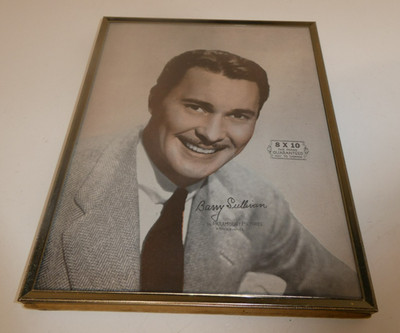 VTG BARRY SULLIVAN 8'' x 10'' Paramount Pictures Photo Frame Insert USA