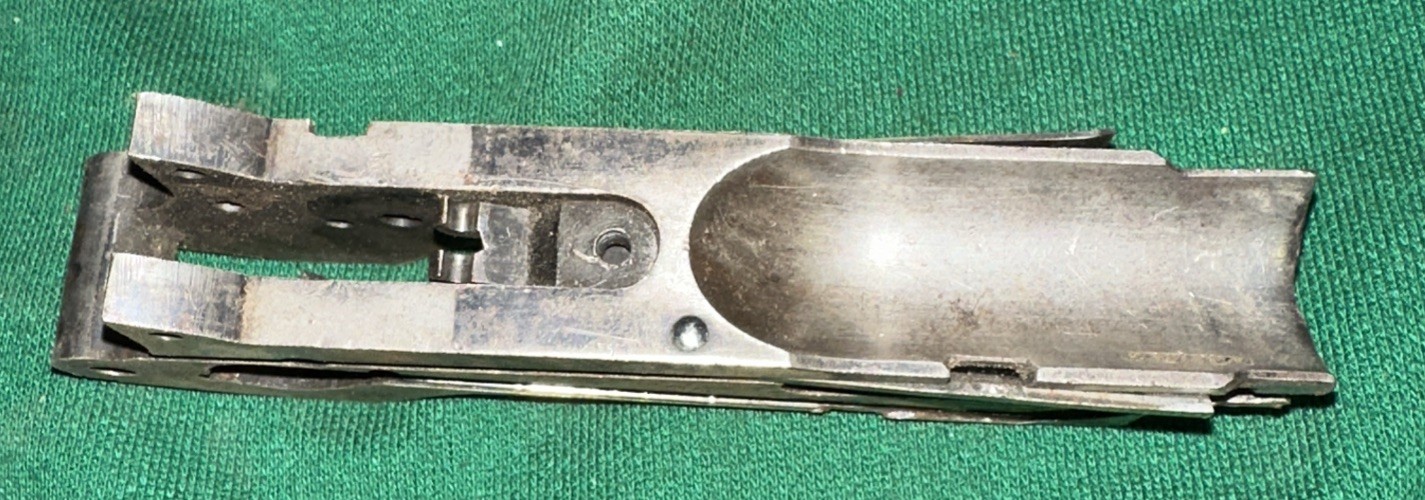 ORIGINAL 16 Ga. WINCHESTER MODEL 1897 SHOTGUN CARRIER ASSEMBLY 97 gun parts