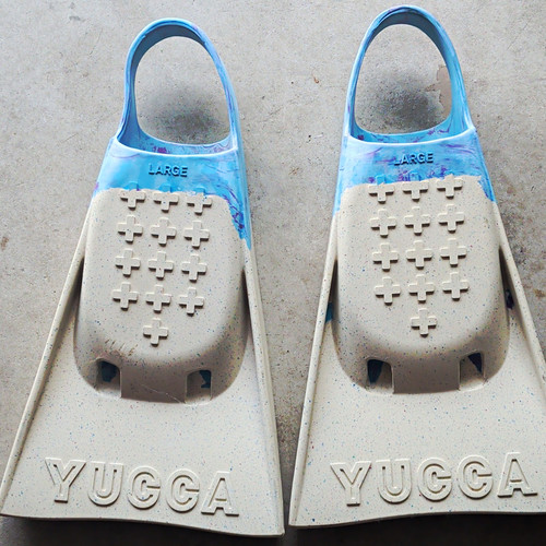 YUCCA Large Fins Standard Stiffness