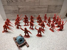 Lot Of 23 BMC Toys Revolutionary War soldiers British Army 2 1/2" &Mortor