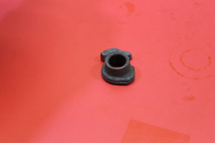 PIEZA BRAZO RETENEDOR KICKSTART HONDA MR50 NUEVO DE LOTE # 28262-115-010  Foto 3 de 4