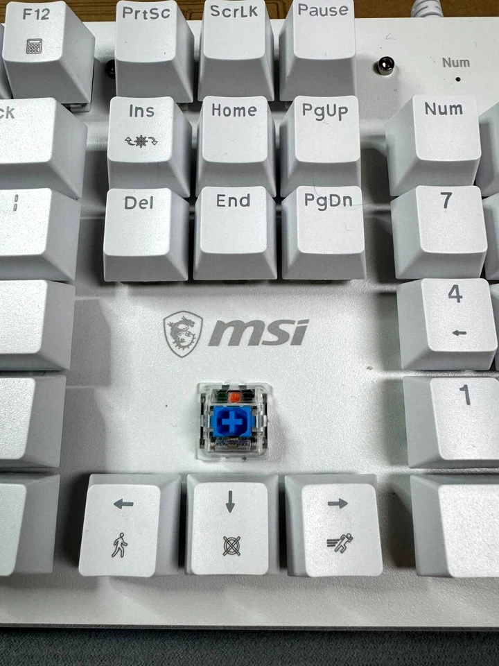 Gaming Keyboard and Mouse Combo MSI S11-04US328-LAX White( Blue Switch) - Image 3 of 4